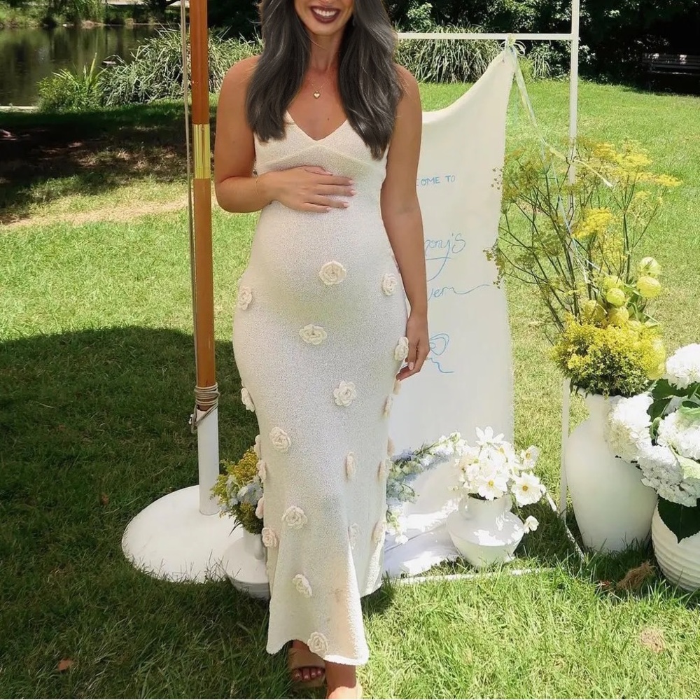 Elegant 3d flower maxi dress chick sizes s m l available
